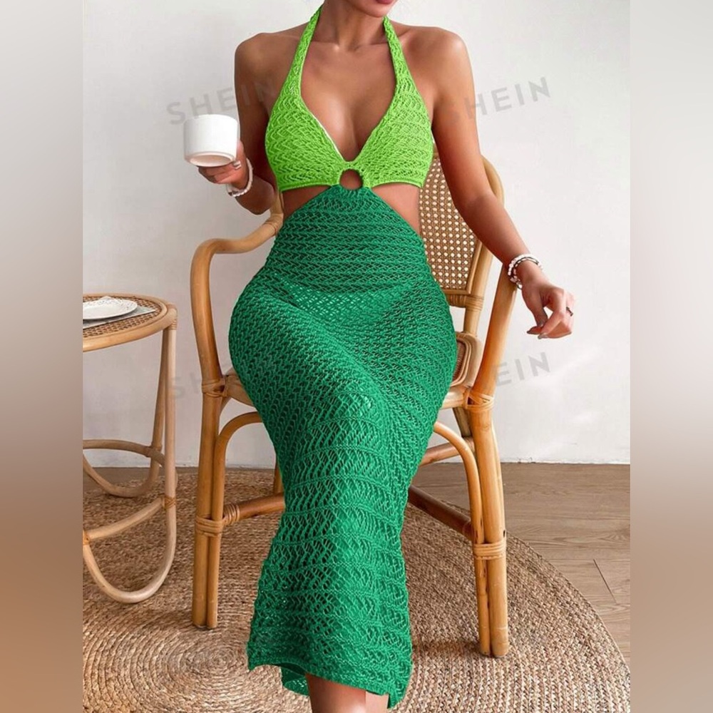 Beach dress / coverup